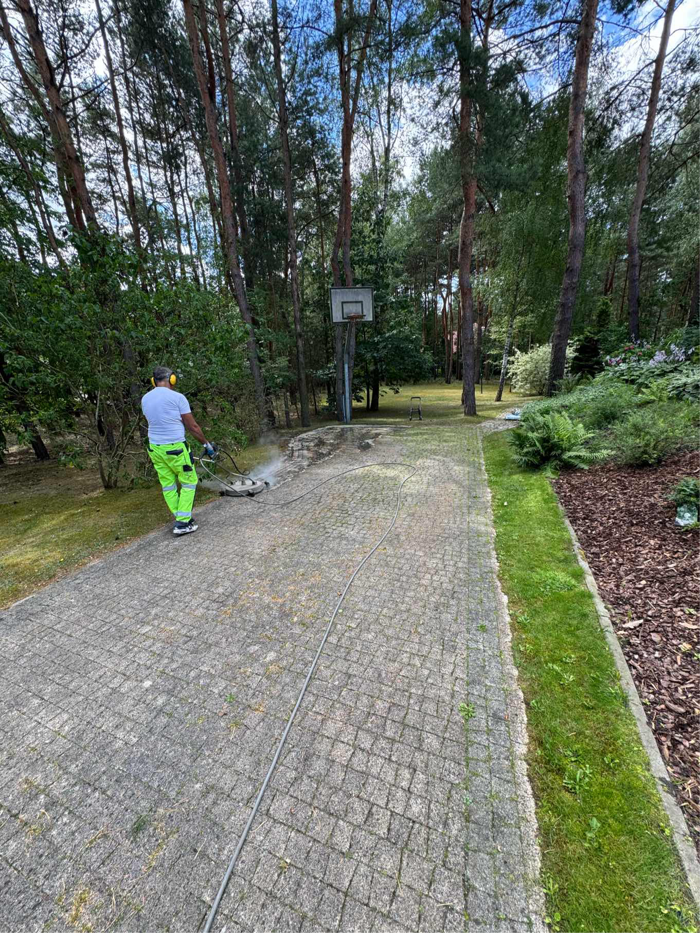 Czyszczenie kostki brukowej